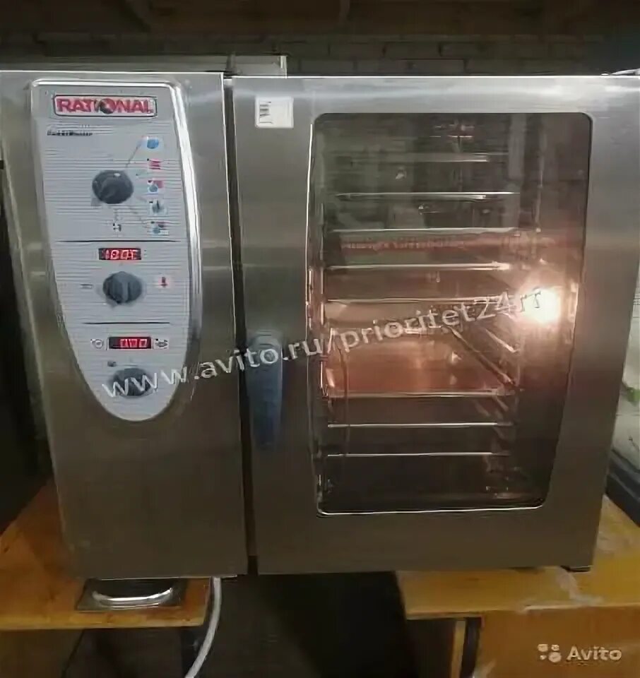 Rational scc 101. Rational cm 10. Пароконвектомат lainox 10 уровней механический с желтыми крутилками. Пароконвектомат gn 1/2. Пароконвектомат рациональ см 101.