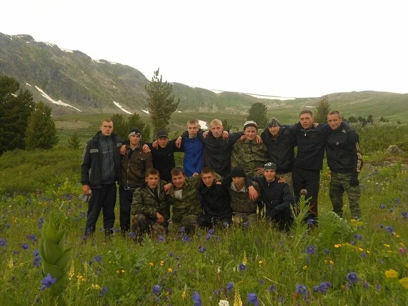 Погода алтайский край угловский топольное. Троица Топольное. Село Топольное Алтайский край. Наше Топольное. Село Топольное лесхоз.