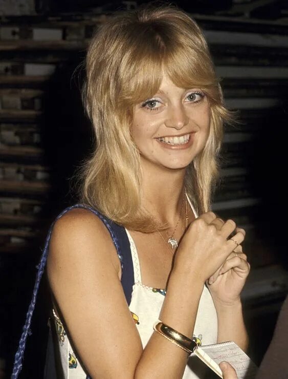 Голди хоун в молодости. Голди хоун в молодости. Голди хоун goldie hawn. Голди хоун. Голди хоун актриса.