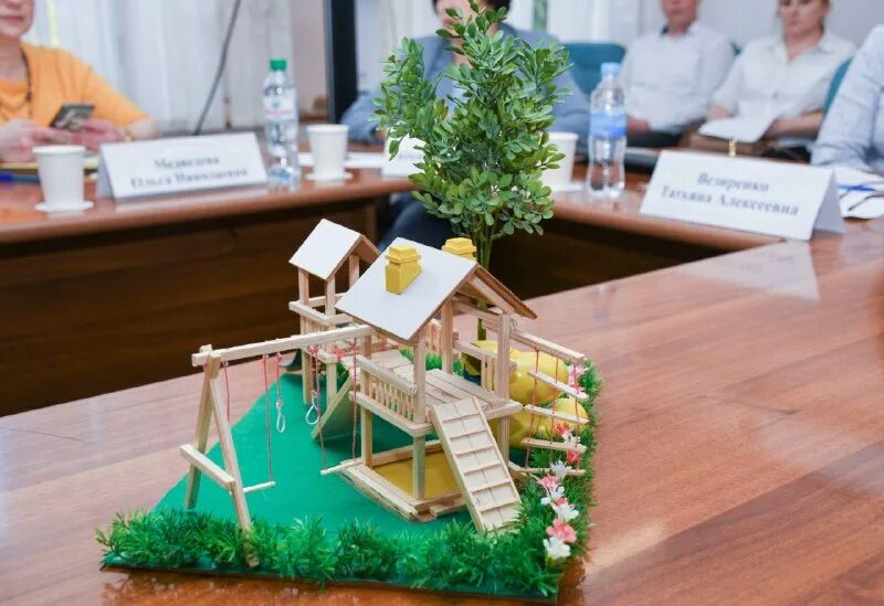 макет школы. выставка пенза. конкурс исследовательских работ. я исследователь в доу. проекты представленные на конкурс.