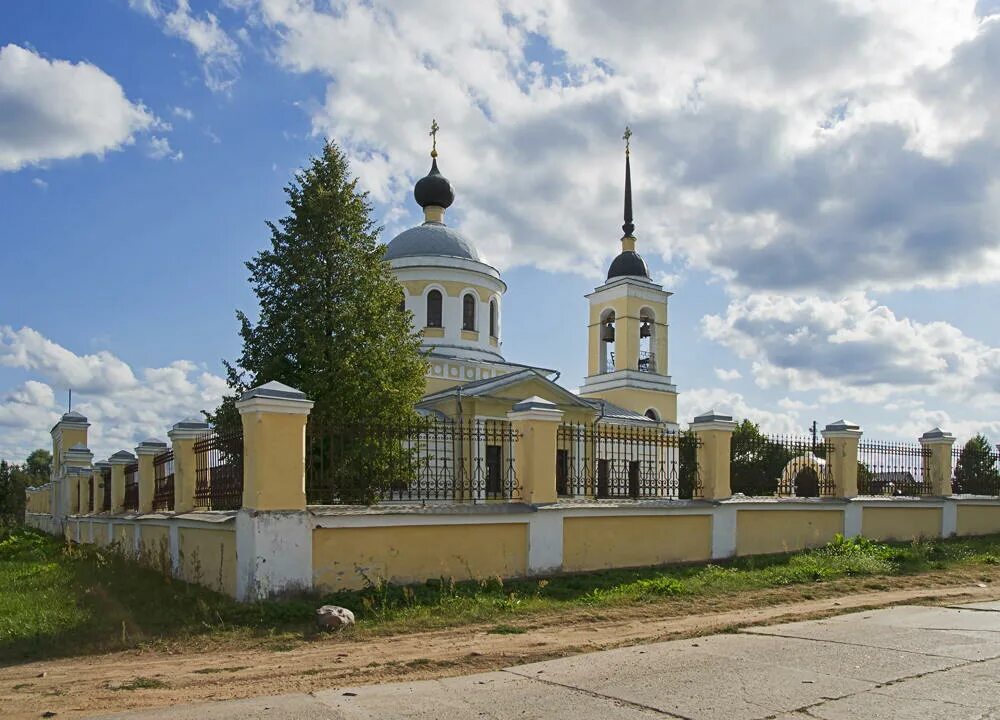 Юрьево девичье конаковский район. Церковь юрьево девичье тверская область. Юрьево девичье. Юрьево девичье. Село юрьево-девичье тверская область конаковский район.