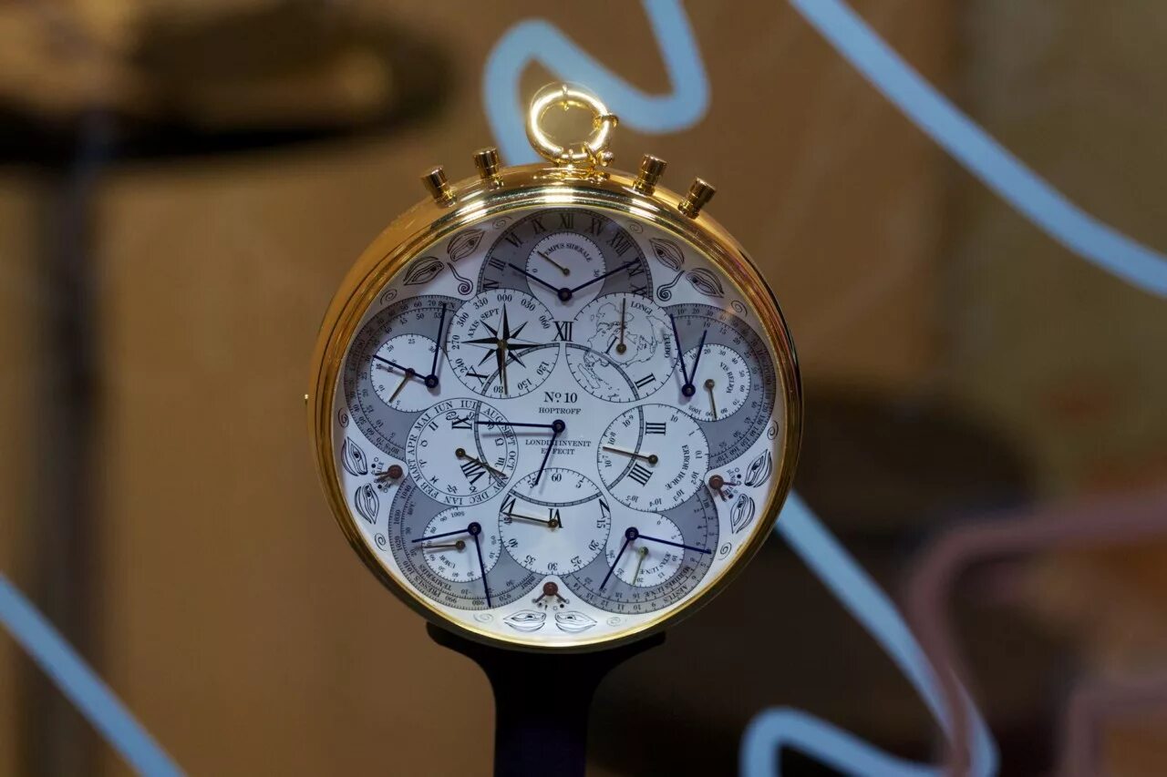 Какое время по атомным часам. Цезиевые атомные часы. Квантовые атомные часы. Ядерные часы. Самые точные часы.