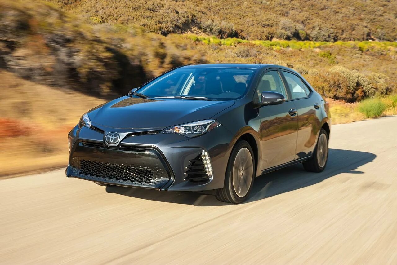 Тойота королла 2018 года. Toyota corolla 2018 седан. тойота королла xse 2017. toyota corolla 2018 xse. тойота королла седан 2018.