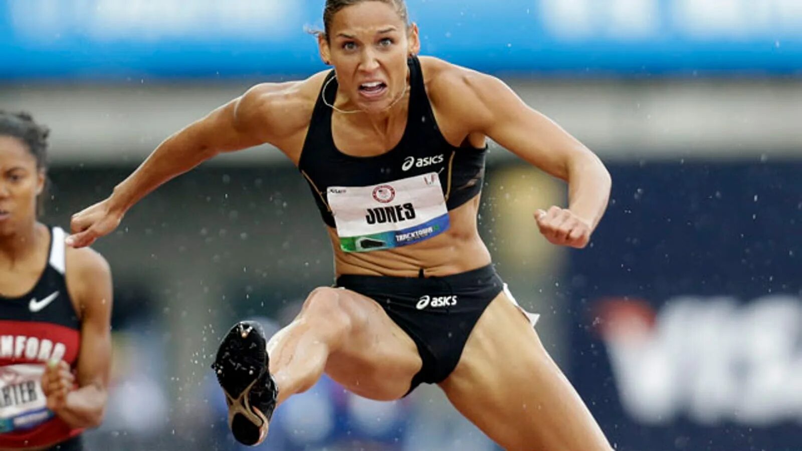 Лоло тв. Лоло трек. Лоло трек. Людмила энквист легкая атлетика. Песня лоло.