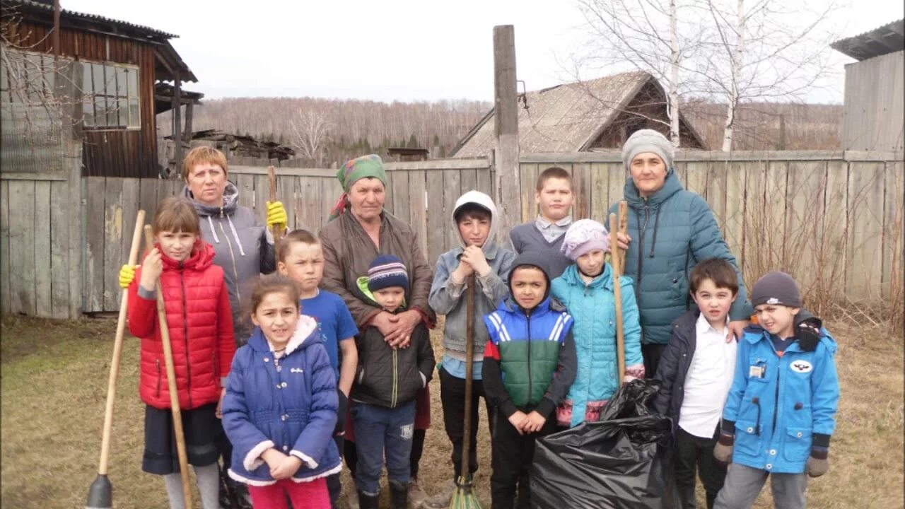 Погода тины красноярского. Д Тинская Саянского района Красноярского края. Деревня Тинская Саянский район. Красноярский край Саянский район деревня Тинская. МКОУ Тинская ООШ Саянского района Красноярского края.