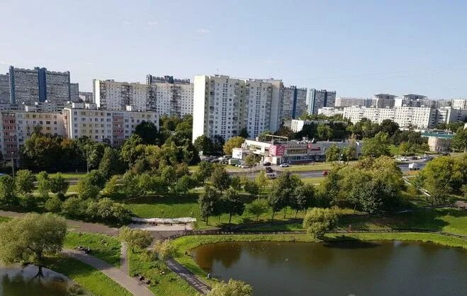 Паустовского д 3. Паустовского дом 3. Паустовского пруды. Москва, ул. Паустовского, 8к3. Пруды на ул Паустовского.