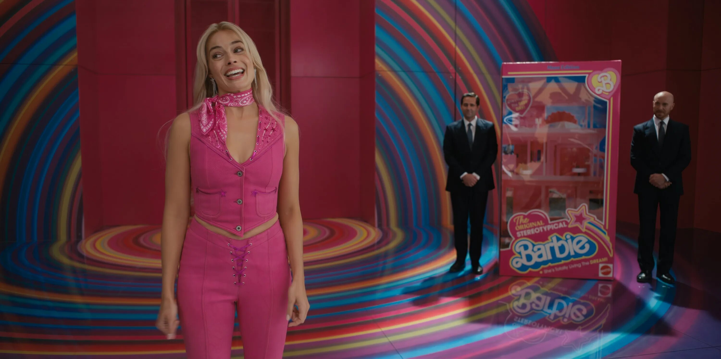 Барби в голливуде. Фильм барби трейлер. Барби 2023 без рекламы. Барби фильм 2023. Барби 2023 без рекламы.