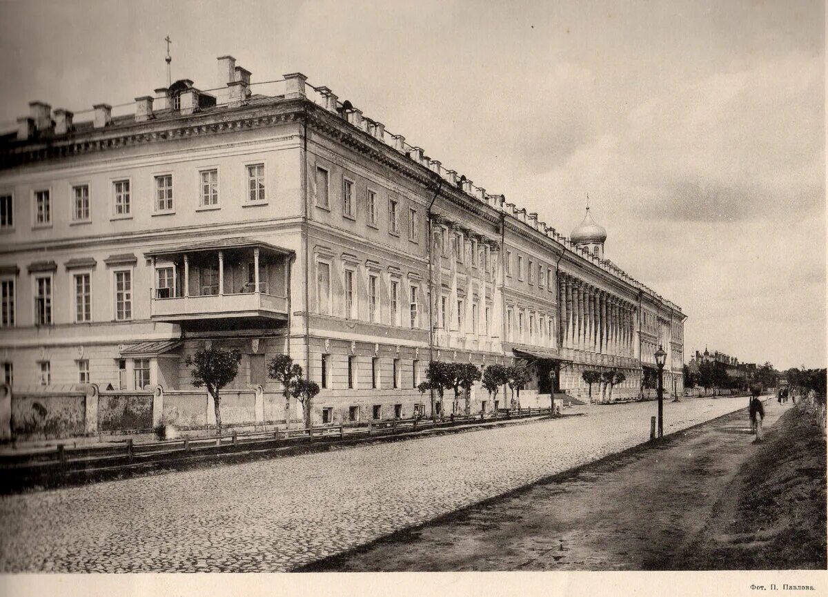 Московский впервые. 1-й московский кадетский корпус. московский кадетский корпус 19 век. московский императрицы екатерины ii кадетский корпус. кадетский корпус в москве 19 века.