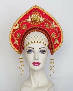 Национальный костюм кокошник