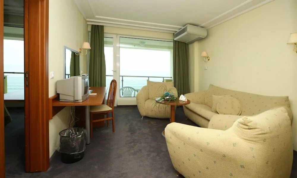 Отель marina 4. Дубай marina view hotel apartments. Millennium palace marina 4 оаэ дубай. Marina view hotel дубай. Отель marina 4.
