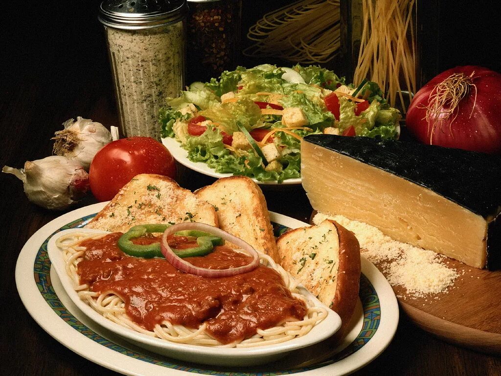 Традиционная итальянская кухня. Итальянская кухня. Традиционная еда италии. Итальянская кухня национальные блюда. Традиционные блюда италии.