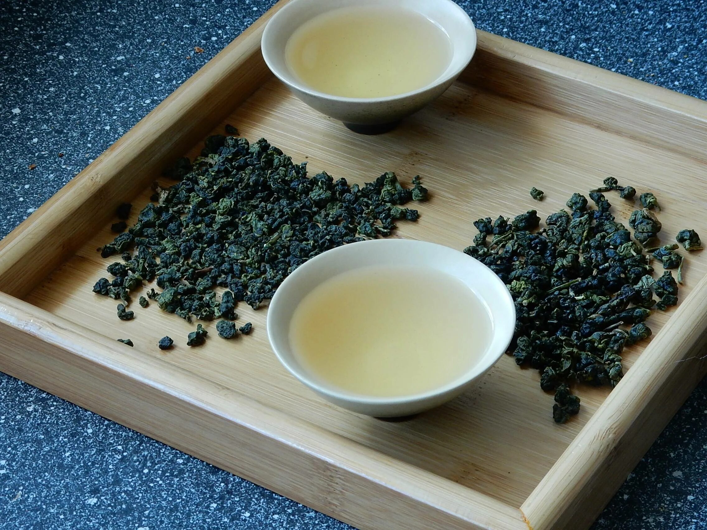 Улун чай польза для женщин. Улун оолонг манговый. Чай молочный улун. Китайский чай улун. Молочный улун заваренный.