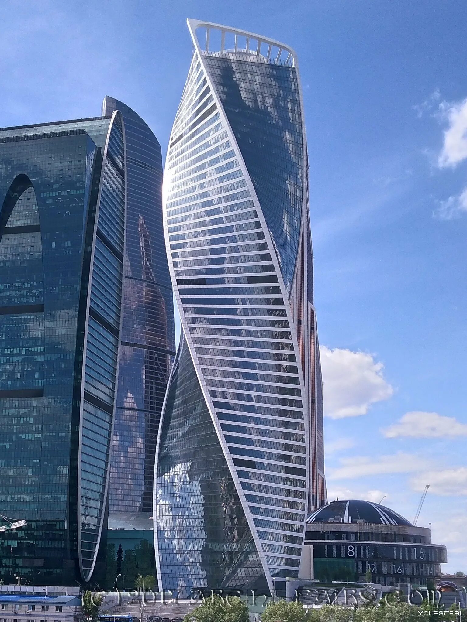 Сити башня эволюция. Башня Эволюция. Москоу Сити башни. Москов Сити башня Эволюция. Башня Транснефть в Москва Сити.