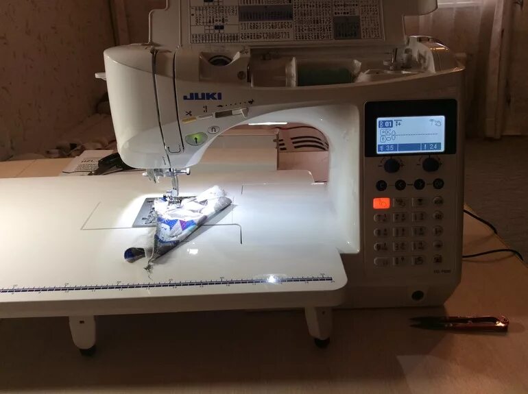 Компьютеризированная швейная машина juki hzl f-600. Швейная машина juki hzl-f600 авито. Швейная машина juki hzl-f300. Швейная машинка джуки g110. Juki швейная машина f600.