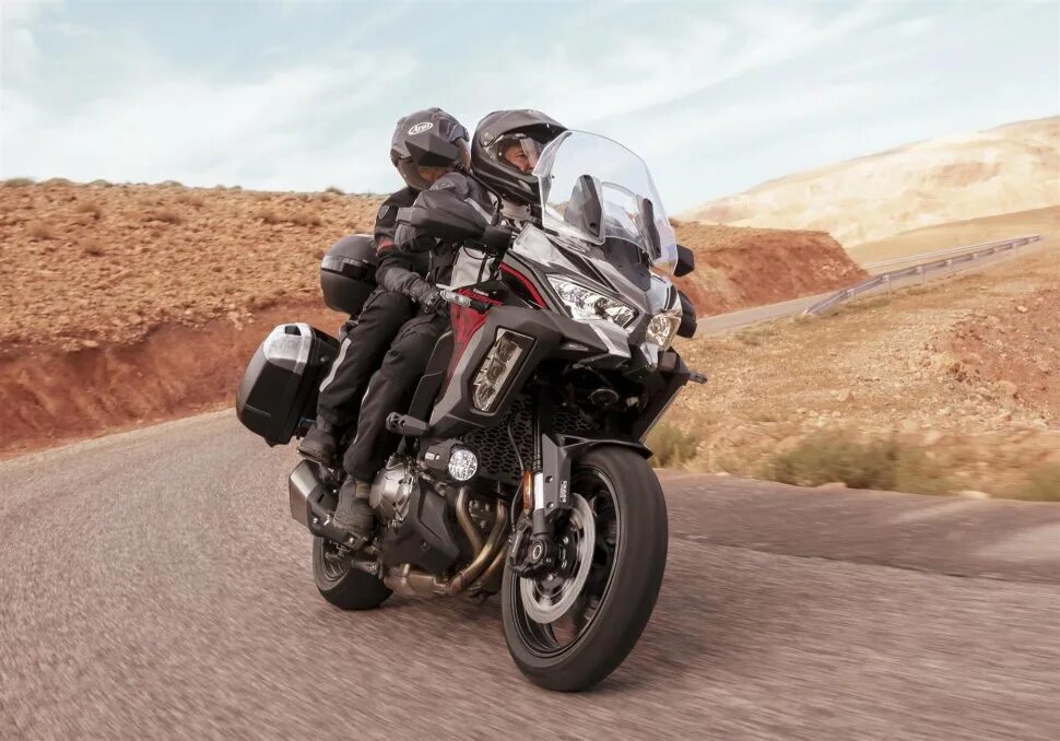 Версус 1000. Кавасаки версус 2015. Кавасаки версус 2015. Версус 1000. Kawasaki versys 1000 se.