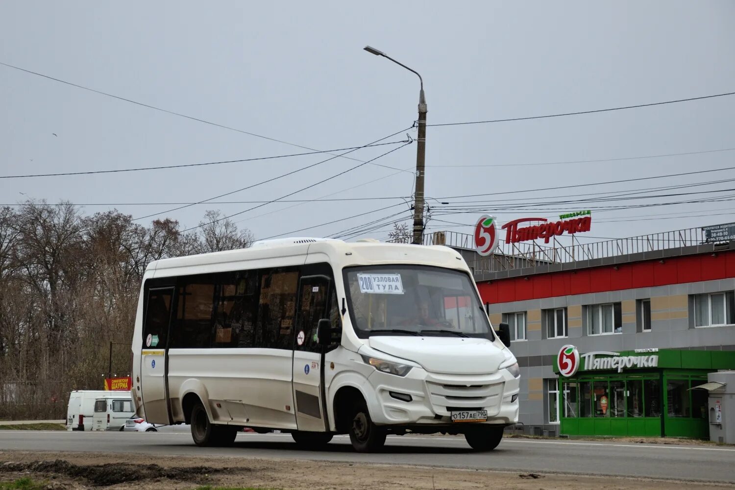 Тула узловая купить. Тула НЕФАЗ 208 Узловая. 208 К маршрутка Узловая Тула Хайгер. Узловая Тула автобус Хайгер. Тула Iveco.