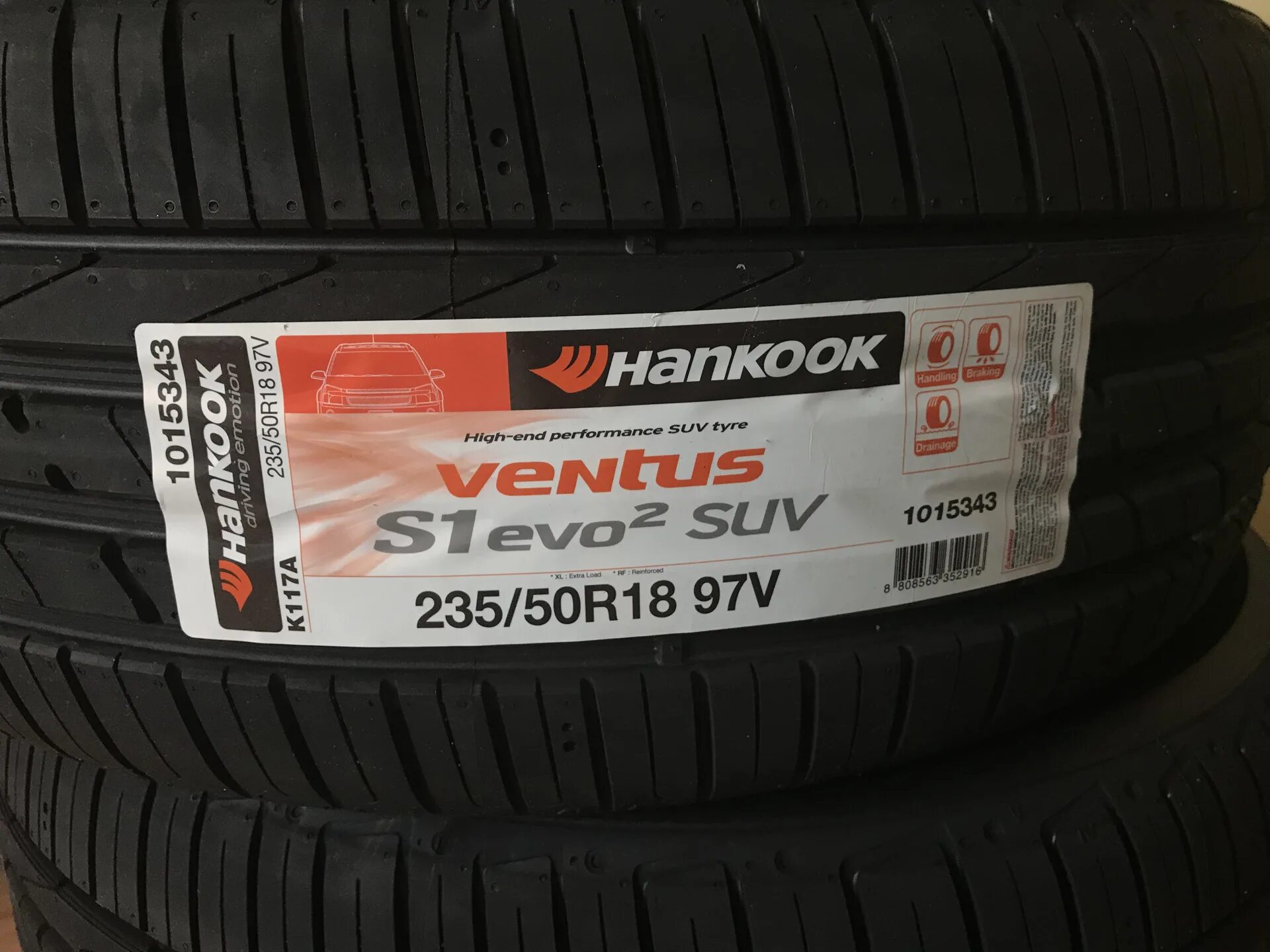 Шины hankook k127a отзывы. Ханкук к117. Hankook k117a Ventus s1 evo2 SUV 235/50 r18 97v. 235/55 R18 100v Hankook k117a. Шины Hankook Ventus s1 evo2 SUV k117a.