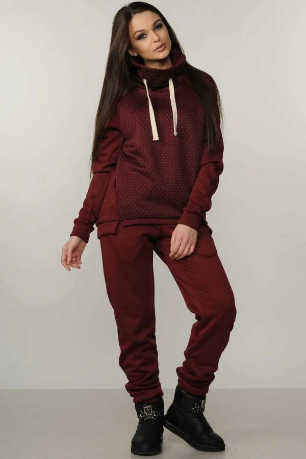 Спортивные костюмы женские в тренде. Костюм найк женский зеленый. Модные спортивные костюмы для женщин 2022. Спортивный костюм цвета хаки женский. Спортивный костюм женский зеленого цвета.