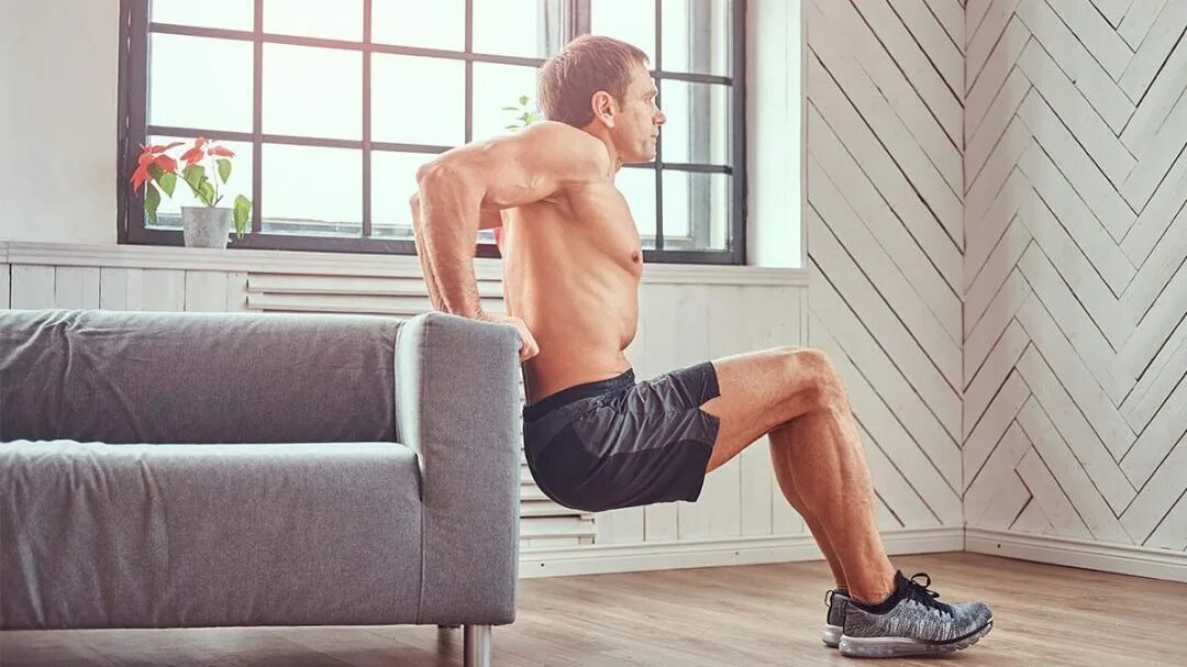 Тренировки для мужчин. X-pro тренировки. Зарядка приседания. Тренировки для мужчин. Домашние фитнес упражнения для мужчин.