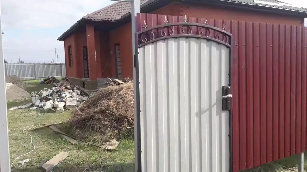 Как сбежать через калитку