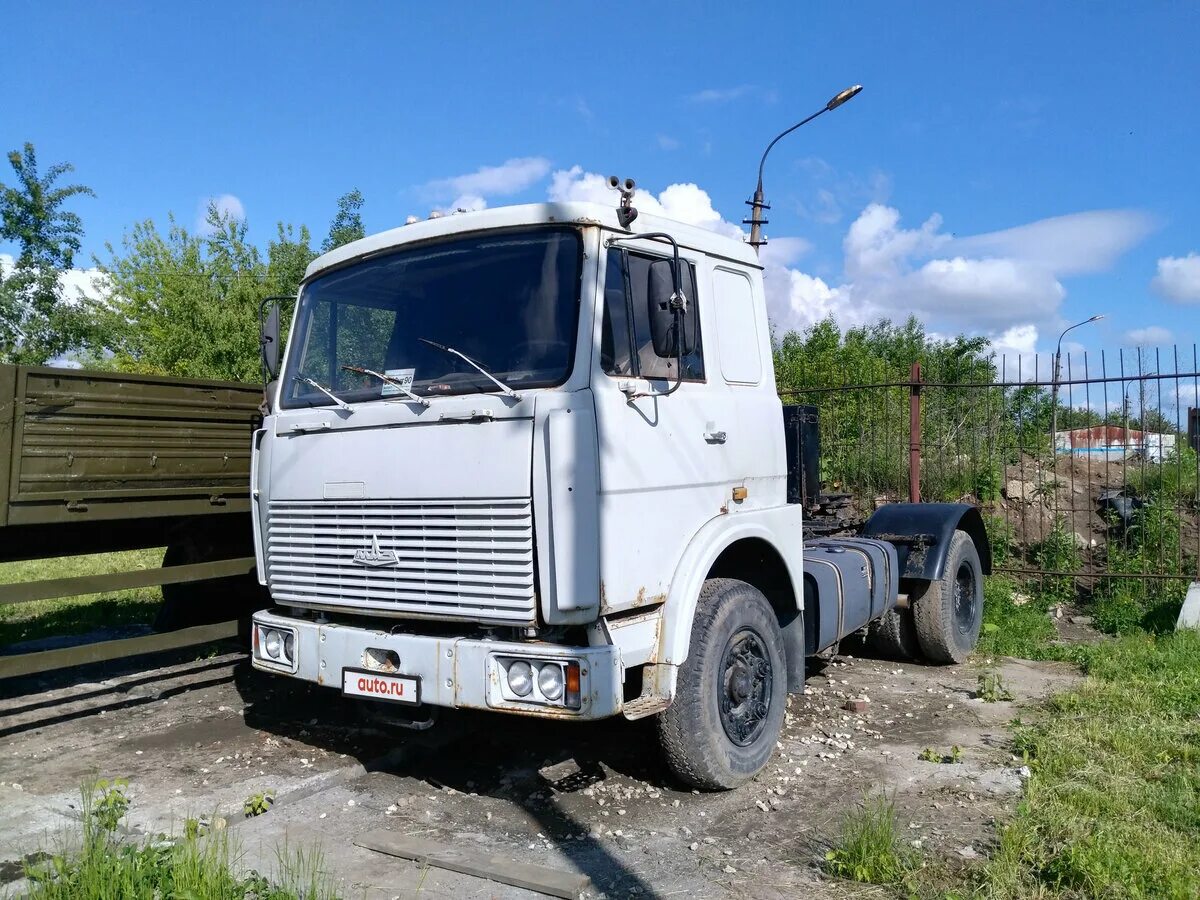 Фура маз 2000. Маз 2000 перестройка. Тягач маз 2000. Маз 2000 года. Маз 2000.