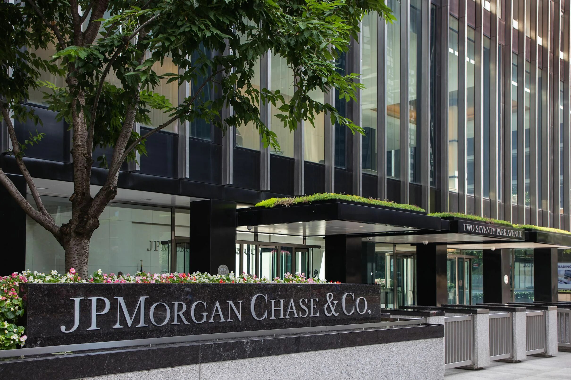 Морган интернешнл. Jpm chase. джи пи морган банк. морган чейз банк. банке jp morgan chase.