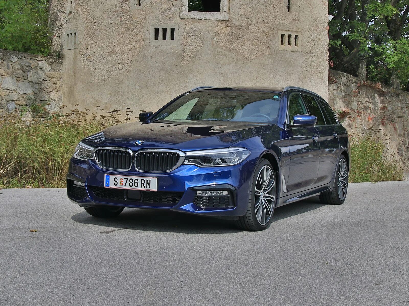 Bmw 530 xdrive. Bmw 530d xdrive. Бмв 530d. Бмв ф90 530d. Bmw 530d xdrive.