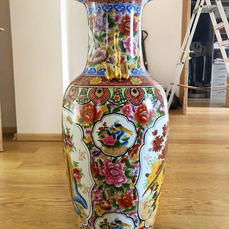 Китайские вазы. Китайские вазы фарфоровые напольные. Большие китайские вазы. Большая напольная китайская ваза.