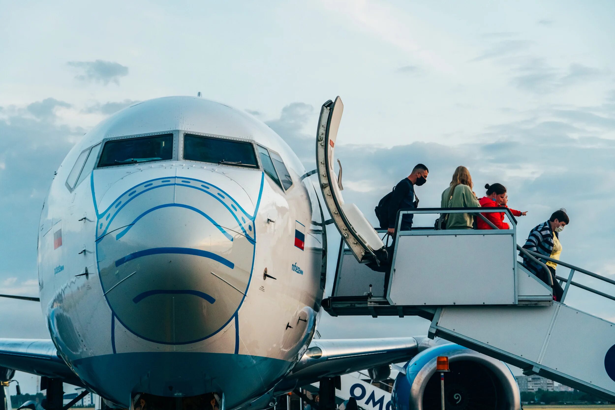 С 1 августа 2025 подорожают авиабилеты