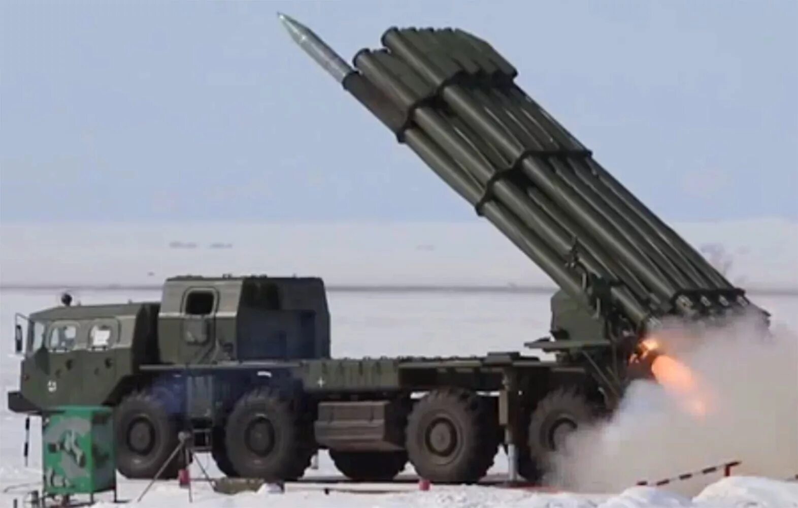 Рсзо 9к58 «смерч». Маз 543 торнадо-с. Торнадо рсзо. Рсзо 300 торнадо. Торнадо с википедия.