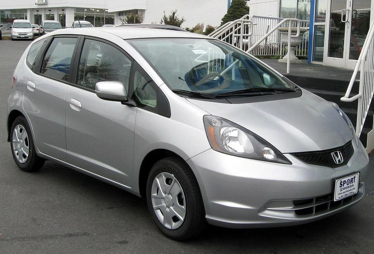 Хонда фит 2011. Honda Fit 2012. Хонда фит 2011 года. Honda Fit 2009. Honda fit 2011