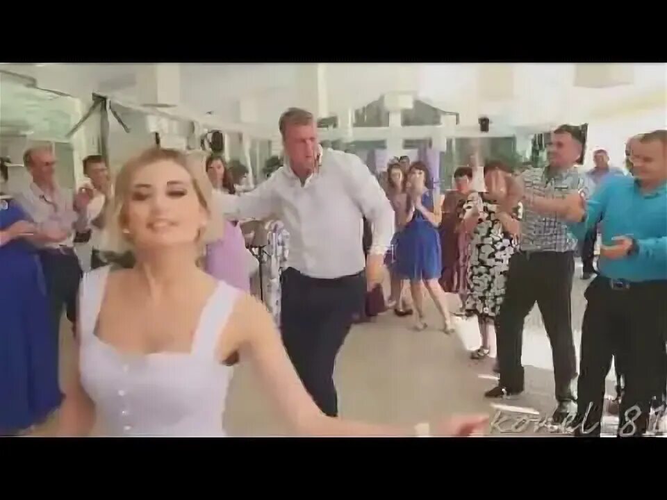 Песня свадьба королев. Свадебный танец нарезка. нарезка свадебных танцев видео. королев свадьба песня слушать. свадьба виктор королев слушать.