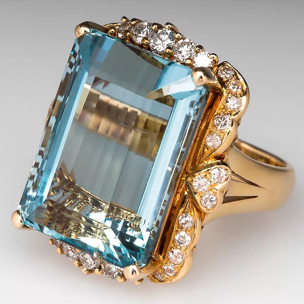 Ювелирные камни в золоте. Aquamarine ювелирные украшения Даймонд. Кольцо Firenze Aquamarine. Кольцо с аквамарином в золоте. Аквамарин джеверли.