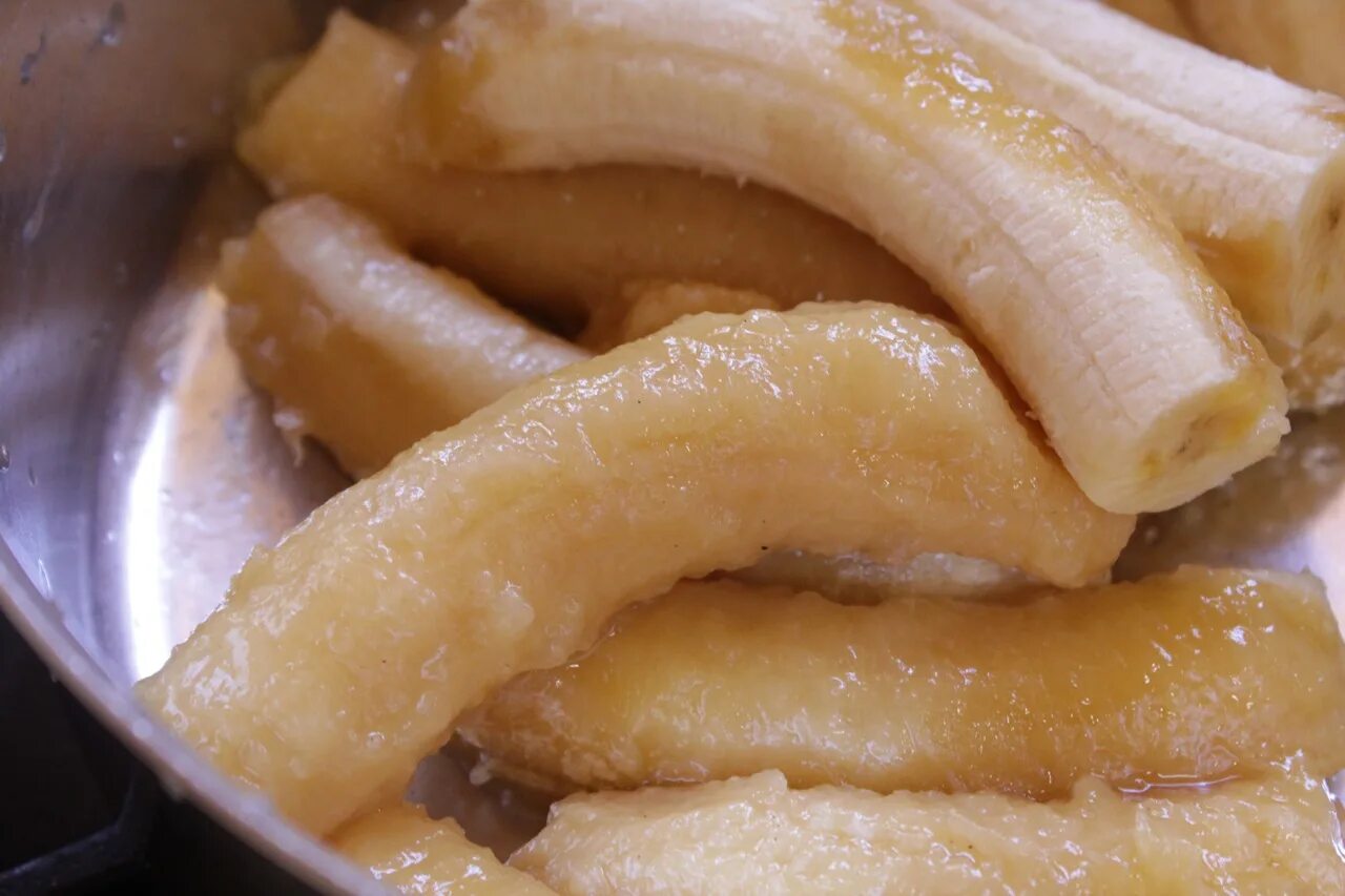 запеченные бананы. как готовить бананы. запеченные бананы в духовке. бананы в духовке в кожуре. что можно приготовить с бананами.