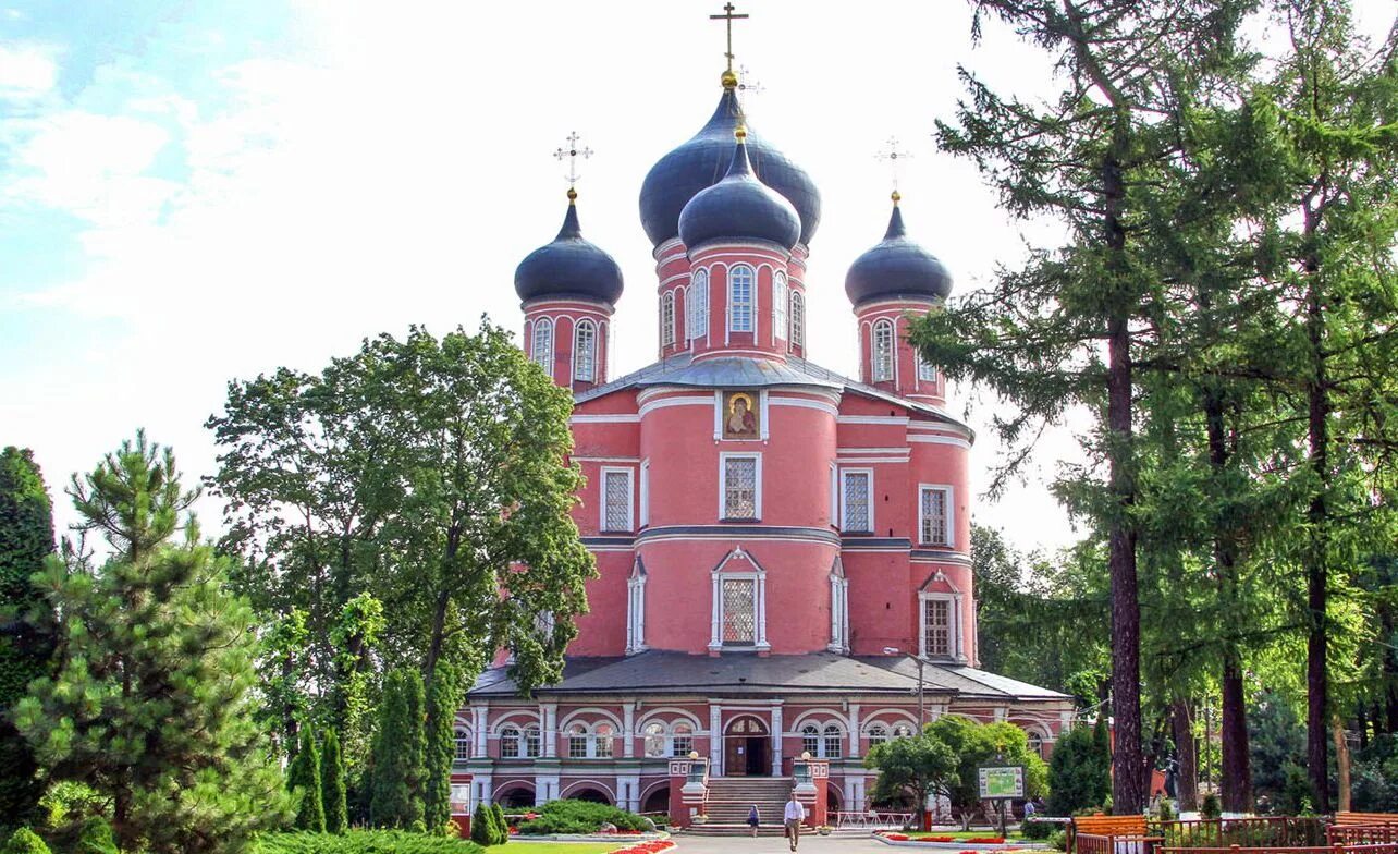 Свято донской монастырь. Донской монастырь в Москве. Донской монастырь резиденция.