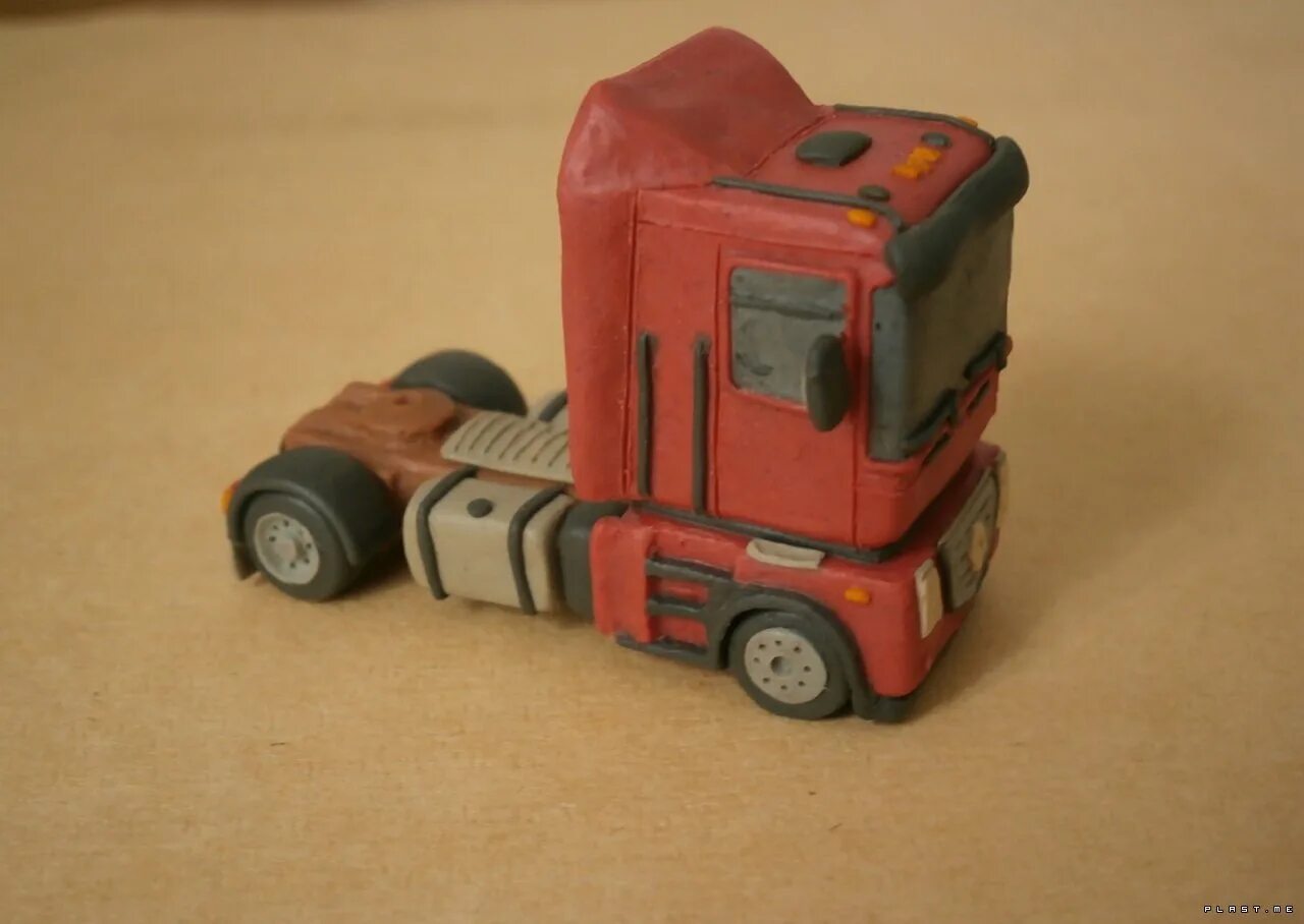 камаз 5320 из пластилина. машинка из пластилина. пластилиновый грузовик. урал 4320 из пластилина. поделки из пластилина машинки.