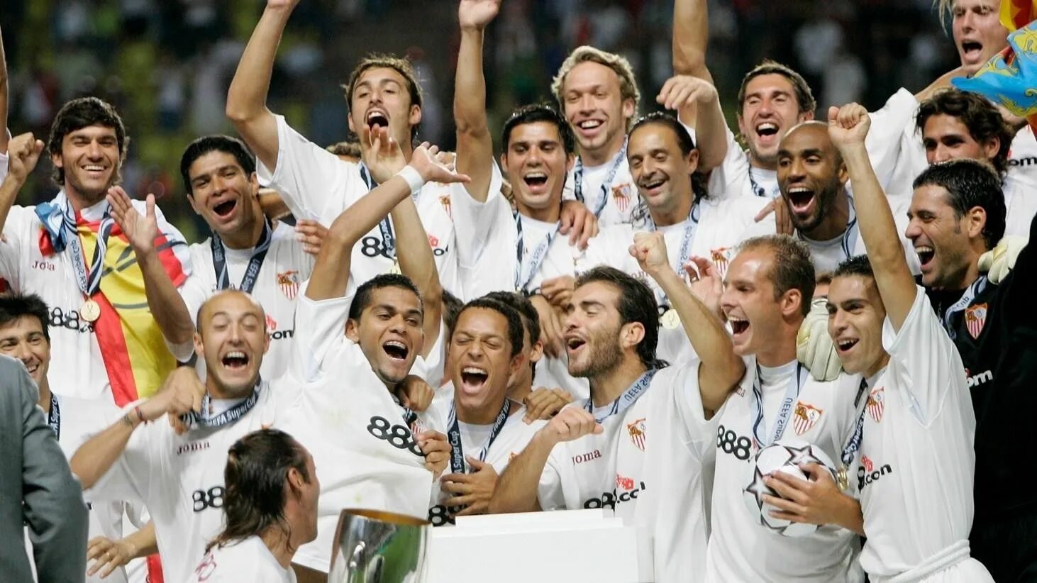 Sevilla UEFA Cup 2007. Севилья 2006. Севилья Кубок УЕФА 2006. Мидлсбро Севилья 2006 Кубок УЕФА. Уефа 2006