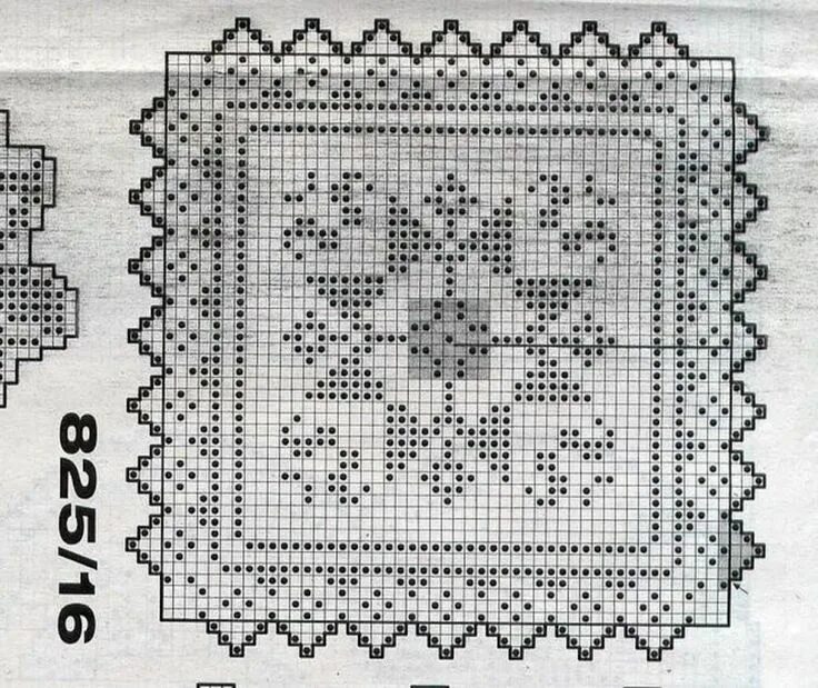 Салфетки крючком филейной техникой схема. Филейная салфетка прямоугольная. Филейные квадратные салфетки. Квадратная филейная скатерть. Квадратная филейная скатерть крючком.