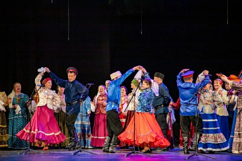 Дом культуры победа самара. Сайт дк победа самара. Дк победа самара зал. Вокальный ансамбль концерт. Дом культуры победа самара кирова 72а.