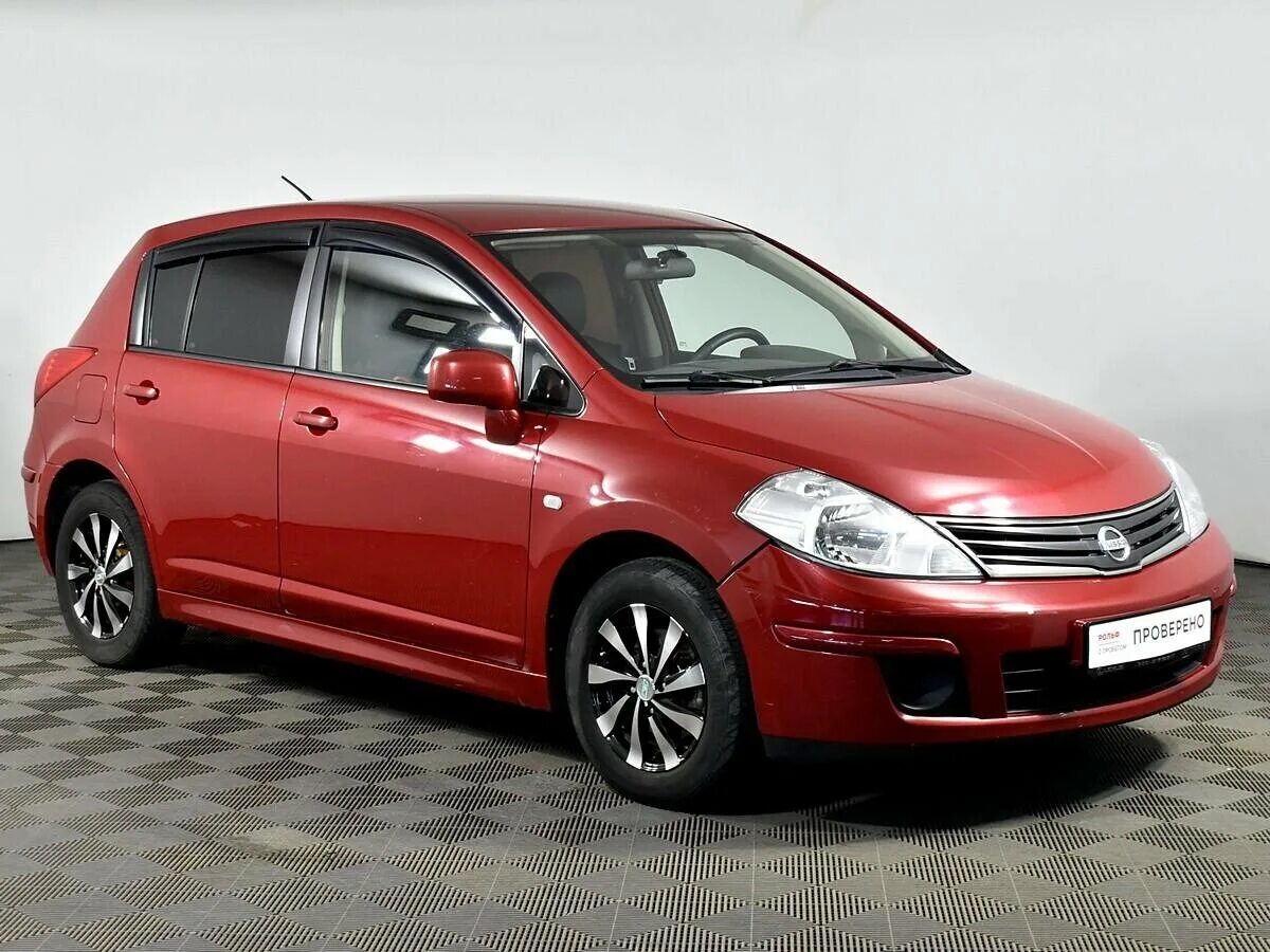 Nissan Tiida 2011. Nissan Tiida 2011 хэтчбек. Nissan Tiida i c11. Ниссан Тиида 2011 года. Ниссан тиида купить в москве