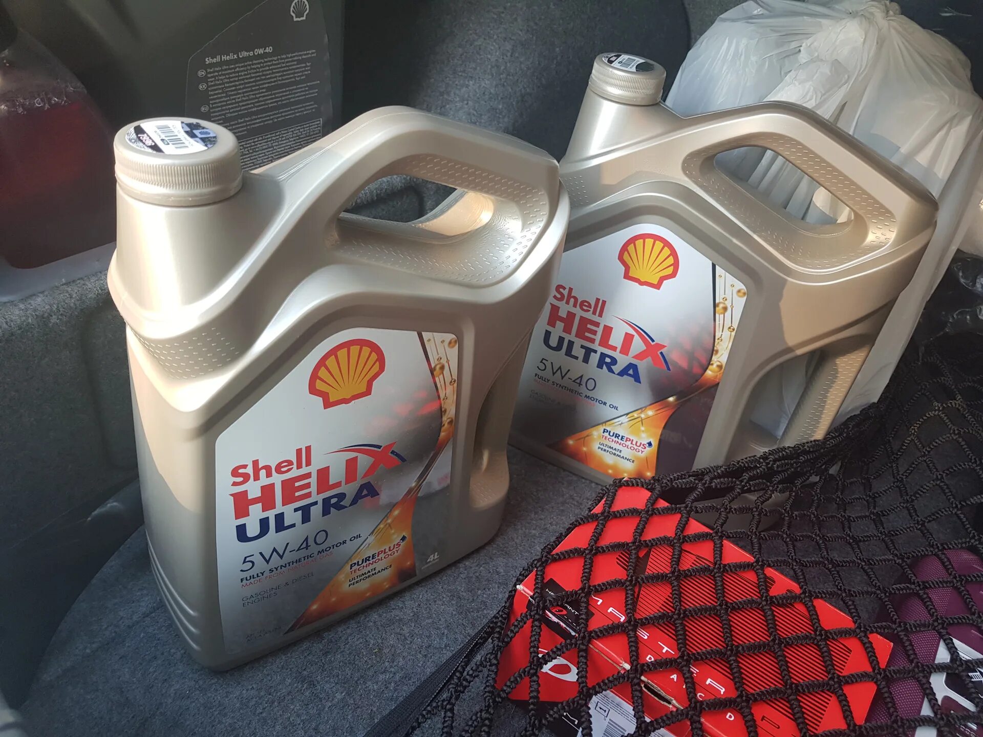 Шелл лукойл масло. Масло шелл лукойл. Масло шелл в солярис 1. Шел лукойл. Шелл лукойл масло.