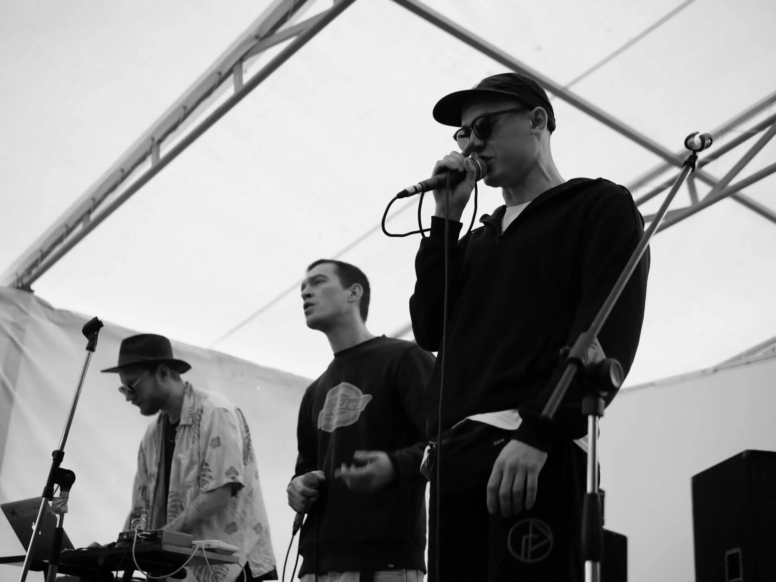 Макулатура группа. Алехин макулатура. Макулатура рэп группа. Макулатура группа. Макулатура рэп группа.