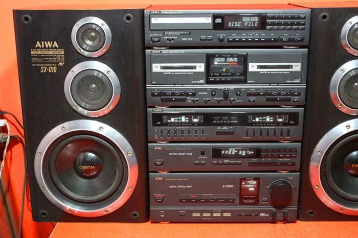 Aiwa модель. Aiwa nx 1000 музыкальный центр. aiwa z-d2000. aiwa mx-z9500. aiwa sx d10.