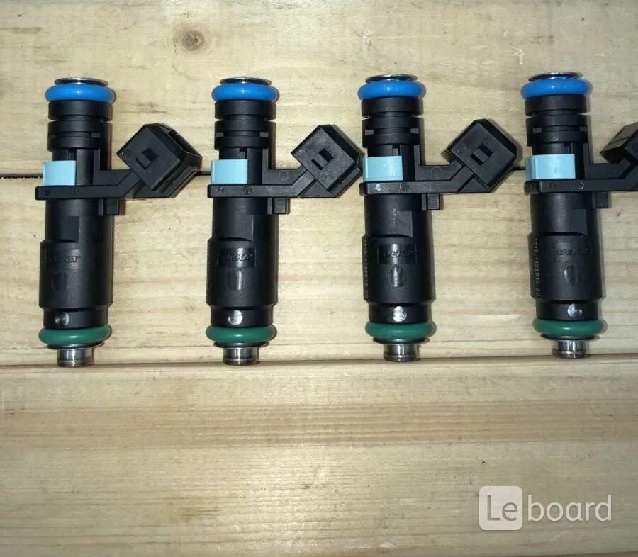 Форсунки ваз 6238 siemens. 8кл форсунки. Форсунка на калину 8кл бош. Форсунки ваз сименс 2114 8. Форсунки ваз 2114 1.