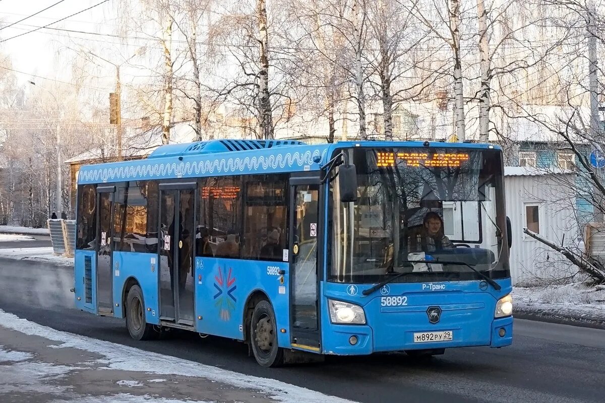 Автобус 104 малые карелы расписание. ЛИАЗ-4292 60 Архангельск. Российские автобусы. Городской автобус. Автобус 104 ЛИАЗ 4292 Архангельск.