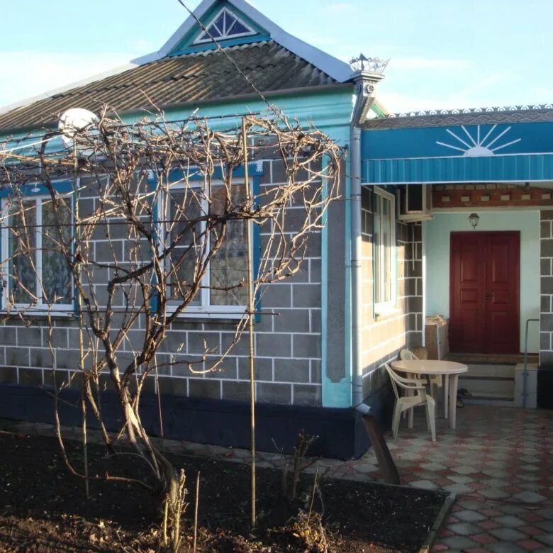 Станица каневская краснодарский край дома. Краснодарский край каневский район станица каневская. краснодарский край станица каневская улица фадеева. станица каневская дом. дом в каневской краснодарского края.