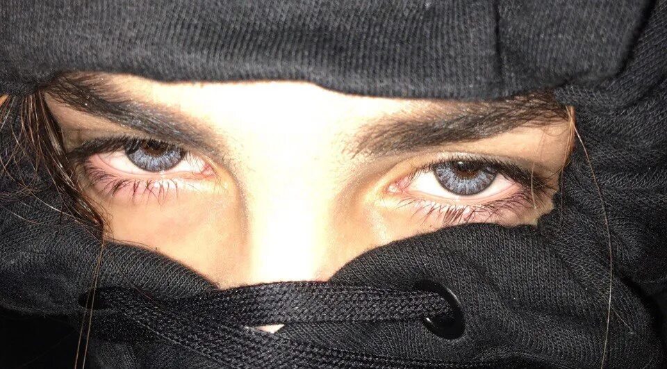 Эти глаза два выстрела. Абу бандитка. Сохры Абу бандитки. Абу-бандит , Абу-бандитка сохры. Глаза бандита.