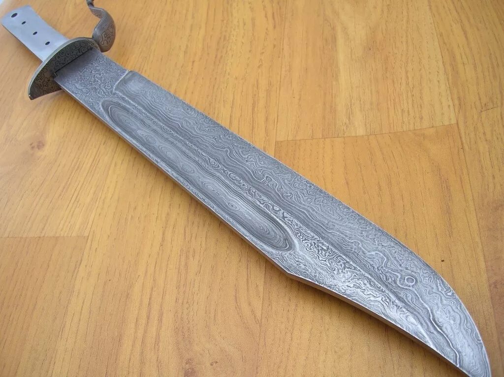 Древний клинок Дамаск сталь. Дамасский меч. Damascus Steel нож. Дамасская сталь древние мечи.