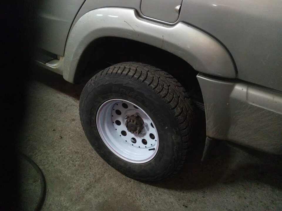 Ббс с полкой р20. Диски на паджеро спорт 2. Диски уаз патриот 16 вылет. Колесо вылетом -20 уаз. Вылет колеса et-2.