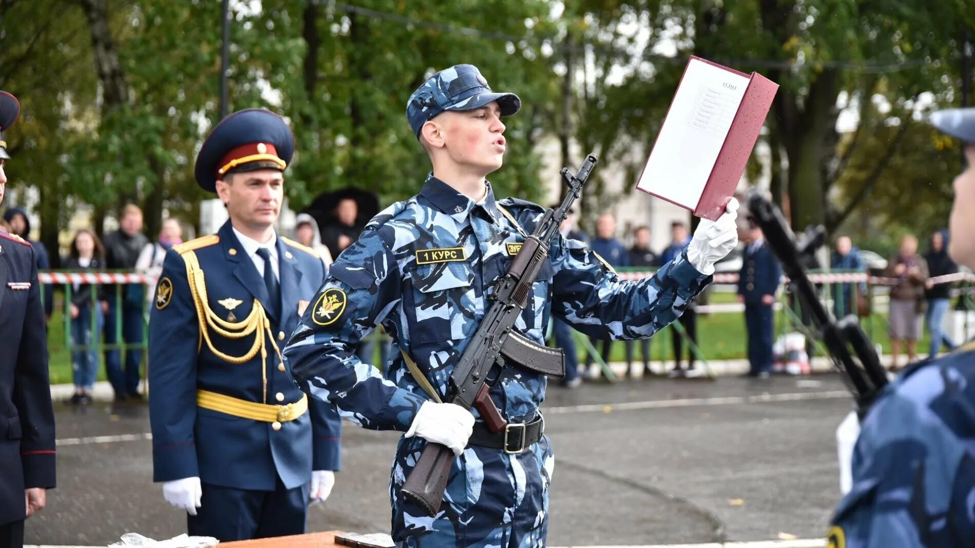 ВИПЭ ФСИН России курсант. ВИПЭ ФСИН России Вологда. Курсанты ФСИН Вологда. ВИПЭ ФСИН присяга. Фсин б